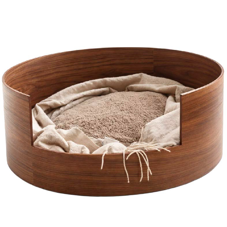 The walnut Bed